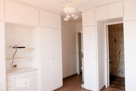 Casa à venda com 185m², 3 quartos e 2 vagasQuarto 1 - Suíte