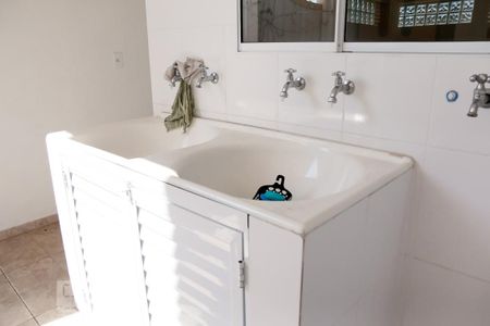 Casa à venda com 185m², 3 quartos e 2 vagasÁrea de Serviço