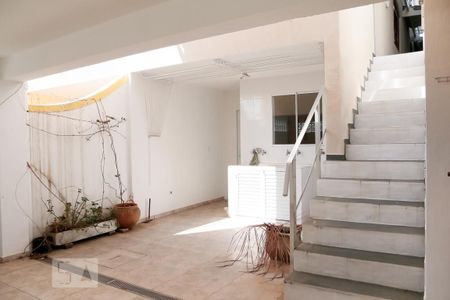 Casa à venda com 185m², 3 quartos e 2 vagasChurrasqueira