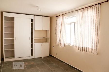 Casa à venda com 185m², 3 quartos e 2 vagasEdicula