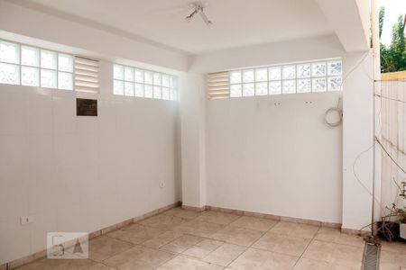 Casa à venda com 185m², 3 quartos e 2 vagasQuintal / Área de Serviço