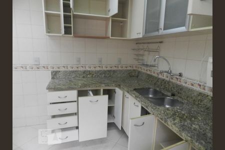 Casa à venda com 450m², 5 quartos e 5 vagas Casa à venda com 450m², 5 quartos e 5 vagasCozinha - Armários