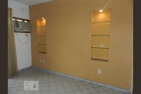 Casa à venda com 450m², 5 quartos e 5 vagas Casa à venda com 450m², 5 quartos e 5 vagasQuarto 2