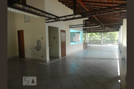 Casa à venda com 450m², 5 quartos e 5 vagas Casa à venda com 450m², 5 quartos e 5 vagasÁrea comum - Churrasqueira