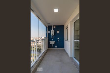 Varanda da Sala de apartamento para alugar com 2 quartos, 69m² em Alphaville Empresarial, Barueri