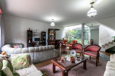 Sala de casa para alugar com 3 quartos, 350m² em Vila Bertioga, São Paulo