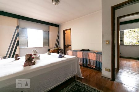 Casa à venda com 350m², 3 quartos e 8 vagasSuíte 3