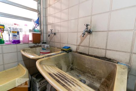 Casa à venda com 350m², 3 quartos e 8 vagasÁrea de Serviço