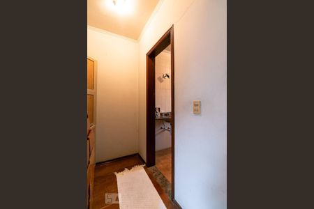 Casa à venda com 350m², 3 quartos e 8 vagasSuíte 1 - Closet