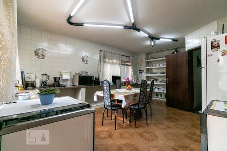 Casa à venda com 350m², 3 quartos e 8 vagasCozinha