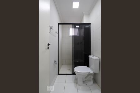 Banheiro de apartamento para alugar com 2 quartos, 54m² em Vila Aricanduva, São Paulo