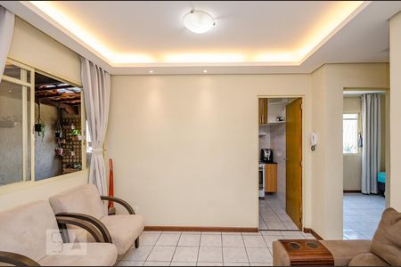 Sala de apartamento para alugar com 2 quartos, 55m² em Estrela do Oriente, Belo Horizonte