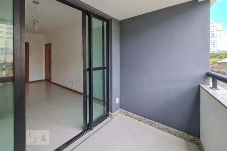 Varanda Sala de apartamento para alugar com 3 quartos, 75m² em Imbuí, Salvador