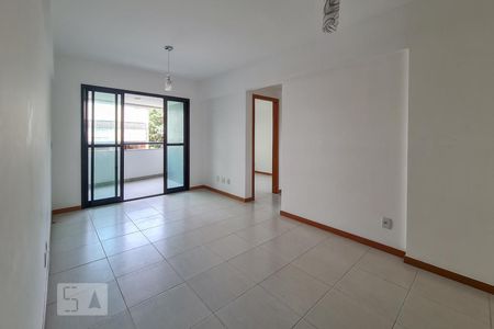 Sala de apartamento para alugar com 3 quartos, 75m² em Imbuí, Salvador