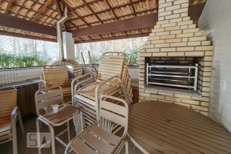 Apartamento para alugar com 75m², 3 quartos e 2 vagasÁrea comum - Churrasqueira