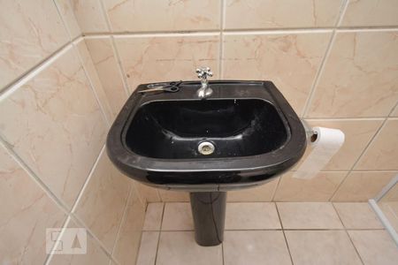 Casa para alugar com 50m², 1 quarto e sem vagaBanheiro - Torneira