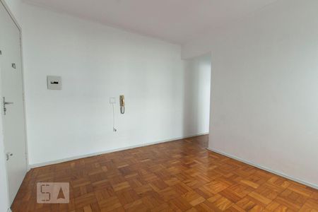 Sala de apartamento para alugar com 1 quarto, 55m² em Centro Histórico, Porto Alegre