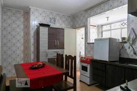 Apartamento para alugar com 95m², 2 quartos e 1 vagaCozinha