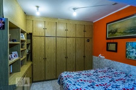 Casa à venda com 203m², 5 quartos e 3 vagasCasa 2 Quarto 2