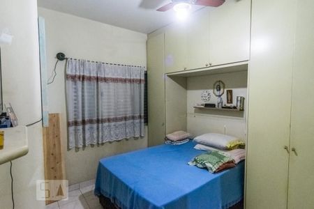 Casa à venda com 203m², 5 quartos e 3 vagasCasa 2 Quarto 1