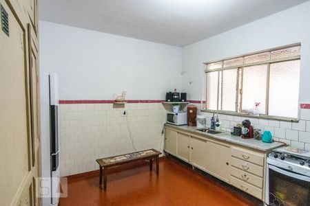 Casa à venda com 203m², 5 quartos e 3 vagasCozinha