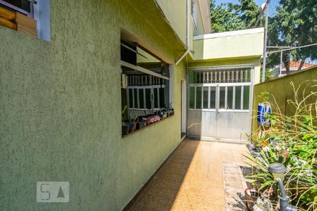 Casa à venda com 203m², 5 quartos e 3 vagasQuintal