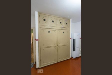 Casa à venda com 203m², 5 quartos e 3 vagasCozinha