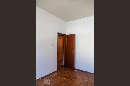 Apartamento à venda com 90m², 3 quartos e 1 vagaQuarto 2