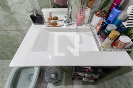 Casa à venda com 381m², 3 quartos e 2 vagasBanheiro da Suíte