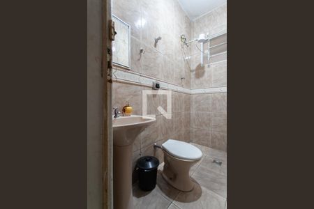 Casa à venda com 381m², 3 quartos e 2 vagasBanheiro Social