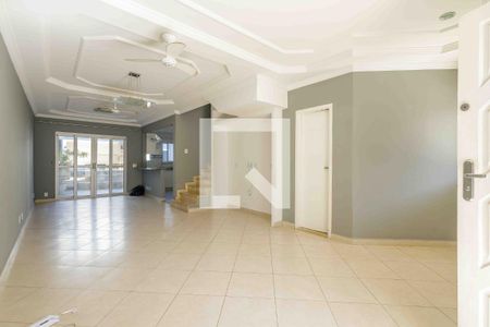 Sala de casa de condomínio à venda com 4 quartos, 350m² em Vargem Pequena, Rio de Janeiro