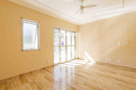 Casa de condomínio à venda com 350m², 4 quartos e 4 vagasSuíte 1