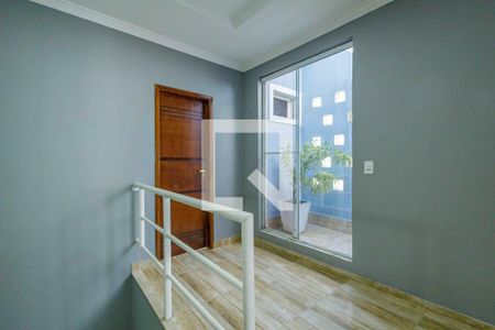 Casa de condomínio à venda com 350m², 4 quartos e 4 vagasHall