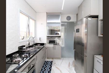 Apartamento à venda com 110m², 3 quartos e 2 vagasCozinha
