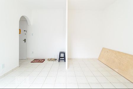 Sala/Quarto de kitnet/studio para alugar com 1 quarto, 32m² em Bela Vista, São Paulo