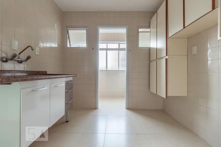 Apartamento à venda com 58m², 2 quartos e 1 vaga Apartamento à venda com 58m², 2 quartos e 1 vagaCozinha