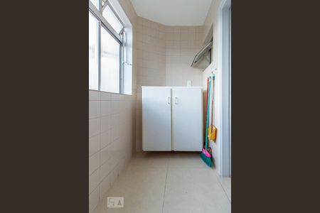 Apartamento à venda com 58m², 2 quartos e 1 vaga Apartamento à venda com 58m², 2 quartos e 1 vagaÁrea de Serviço