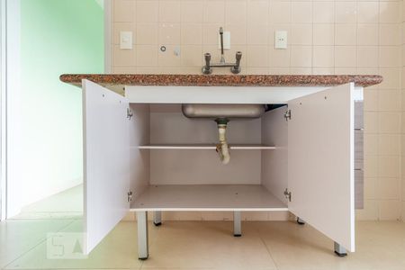 Apartamento à venda com 58m², 2 quartos e 1 vaga Apartamento à venda com 58m², 2 quartos e 1 vagaCozinha - Armários