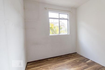 Quarto 1 de apartamento para alugar com 3 quartos, 62m² em Uberaba, Curitiba