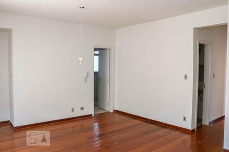 Apartamento para alugar com 100m², 3 quartos e 1 vagaSala