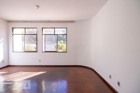 Sala de apartamento para alugar com 2 quartos, 70m² em Sagrada Família, Belo Horizonte