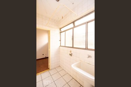 Apartamento à venda com 70m², 2 quartos e 1 vagaÁrea de Serviço