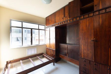 Suite de apartamento à venda com 2 quartos, 90m² em Icaraí, Niterói