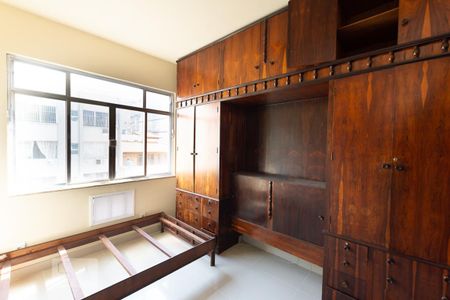 Suite de apartamento à venda com 2 quartos, 90m² em Icaraí, Niterói