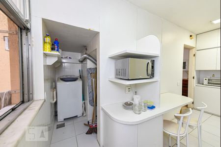 Apartamento à venda com 200m², 3 quartos e sem vagaCozinha