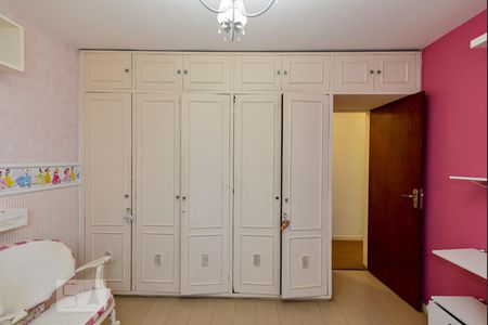 Apartamento à venda com 200m², 3 quartos e sem vagaQuarto 2