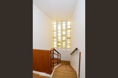 Apartamento à venda com 200m², 3 quartos e sem vagaEscadas