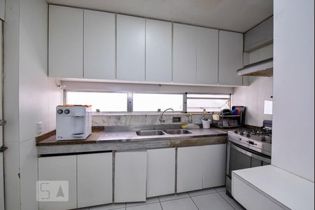 Apartamento à venda com 200m², 3 quartos e sem vagaCozinha