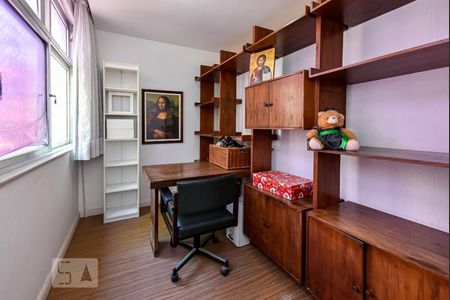 Apartamento à venda com 200m², 3 quartos e sem vagaSuíte