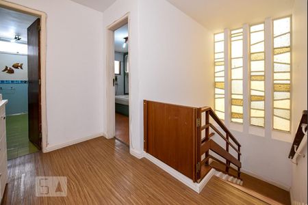 Apartamento à venda com 200m², 3 quartos e sem vagaEscadas
